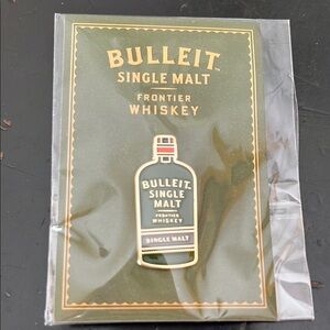 Bulleit single malt whiskey Pin.